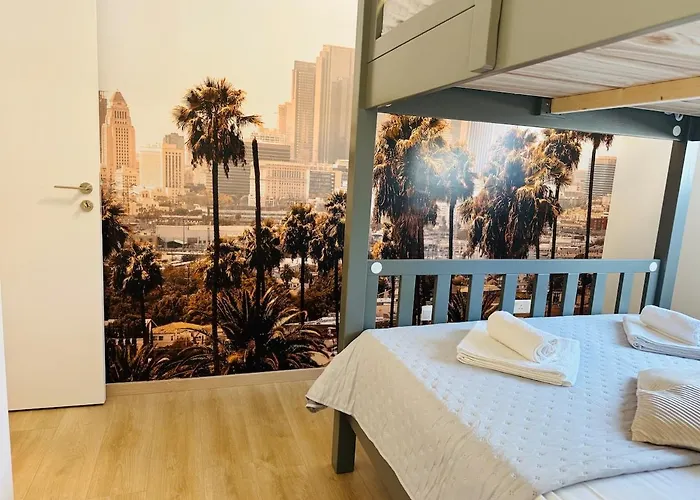 Makenzie View Penthouse *