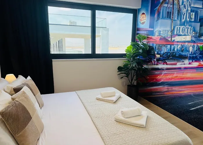 Makenzie View Penthouse Appartamento