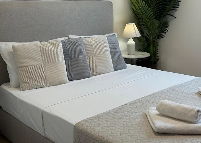 Makenzie View Penthouse Appartamento Larnaca